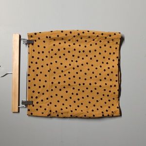 Decree size large mini skirt.